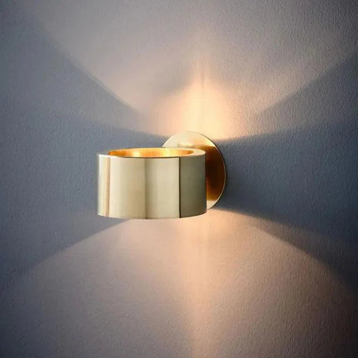 Royelux Moss Minimalistic Wall Light - Elegant Ambient Lighting for Modern Spaces - Gold