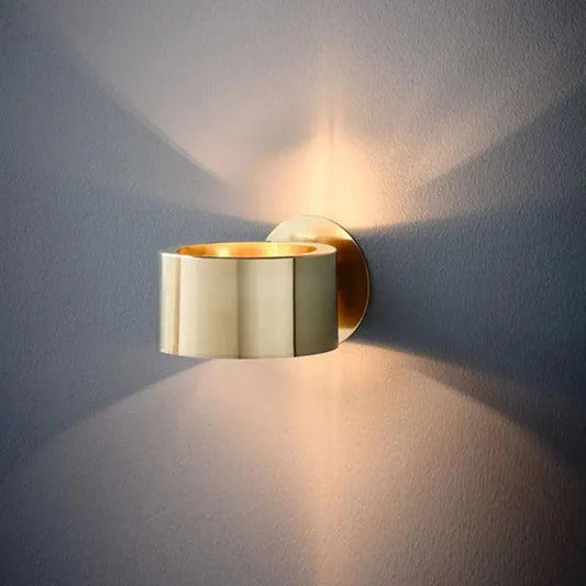 Royelux Moss Minimalistic Wall Light - Elegant Ambient Lighting for Modern Spaces - Gold