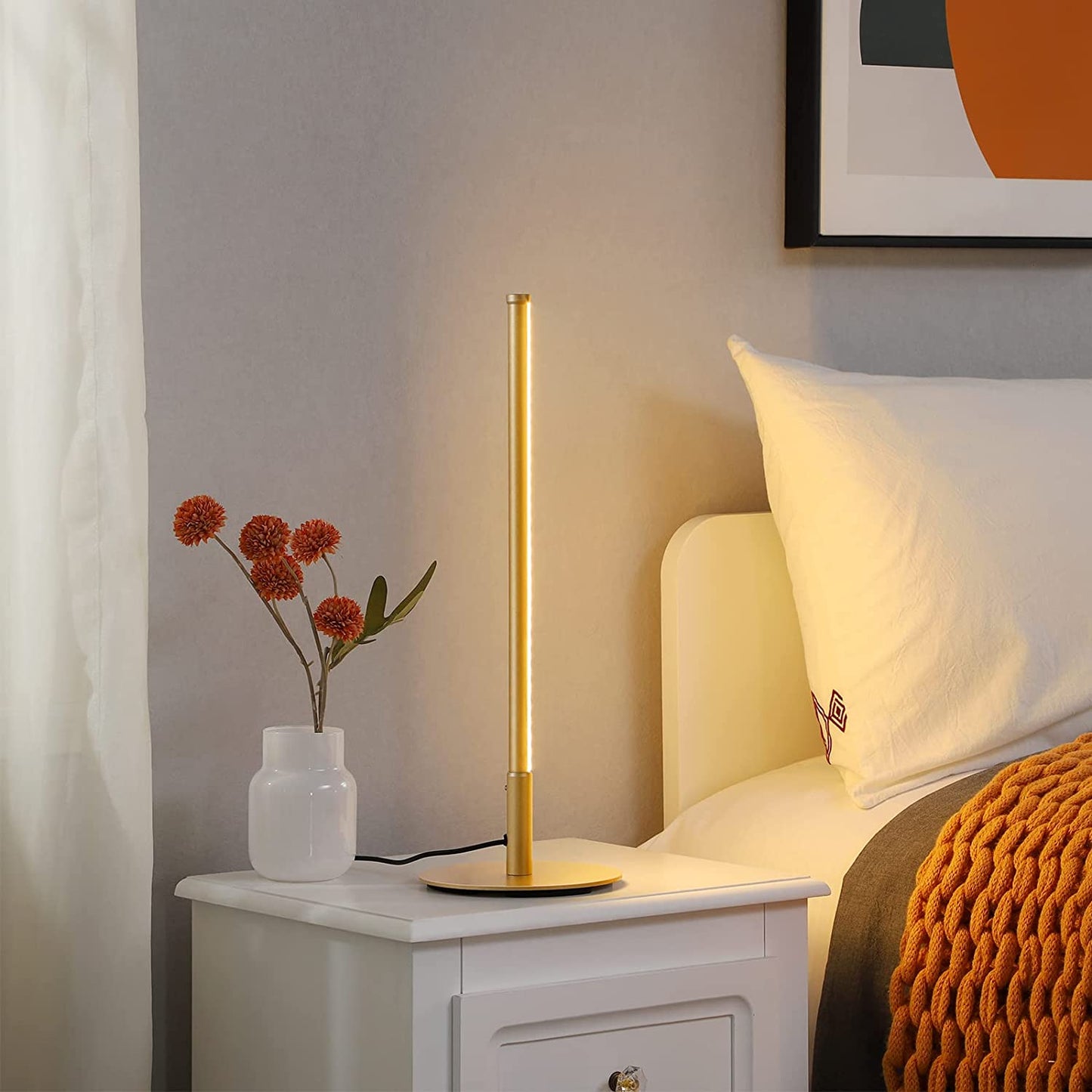 Royaleva Minimalist LED Table Lamp - 3 Color Modes, Touch Control, Energy Efficient - Gold