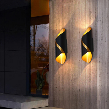 Royaleva Modern LED Outdoor Wall Lamp - Weather-Resistant, Energy-Efficient Design