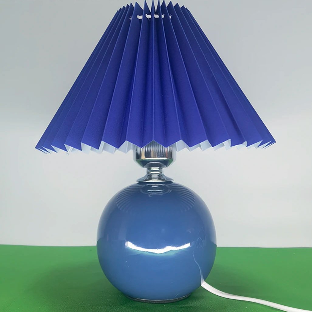 Vintage pleated table lamp with ceramic base and tricolored LED bulb, ideal for bedroom night light decor