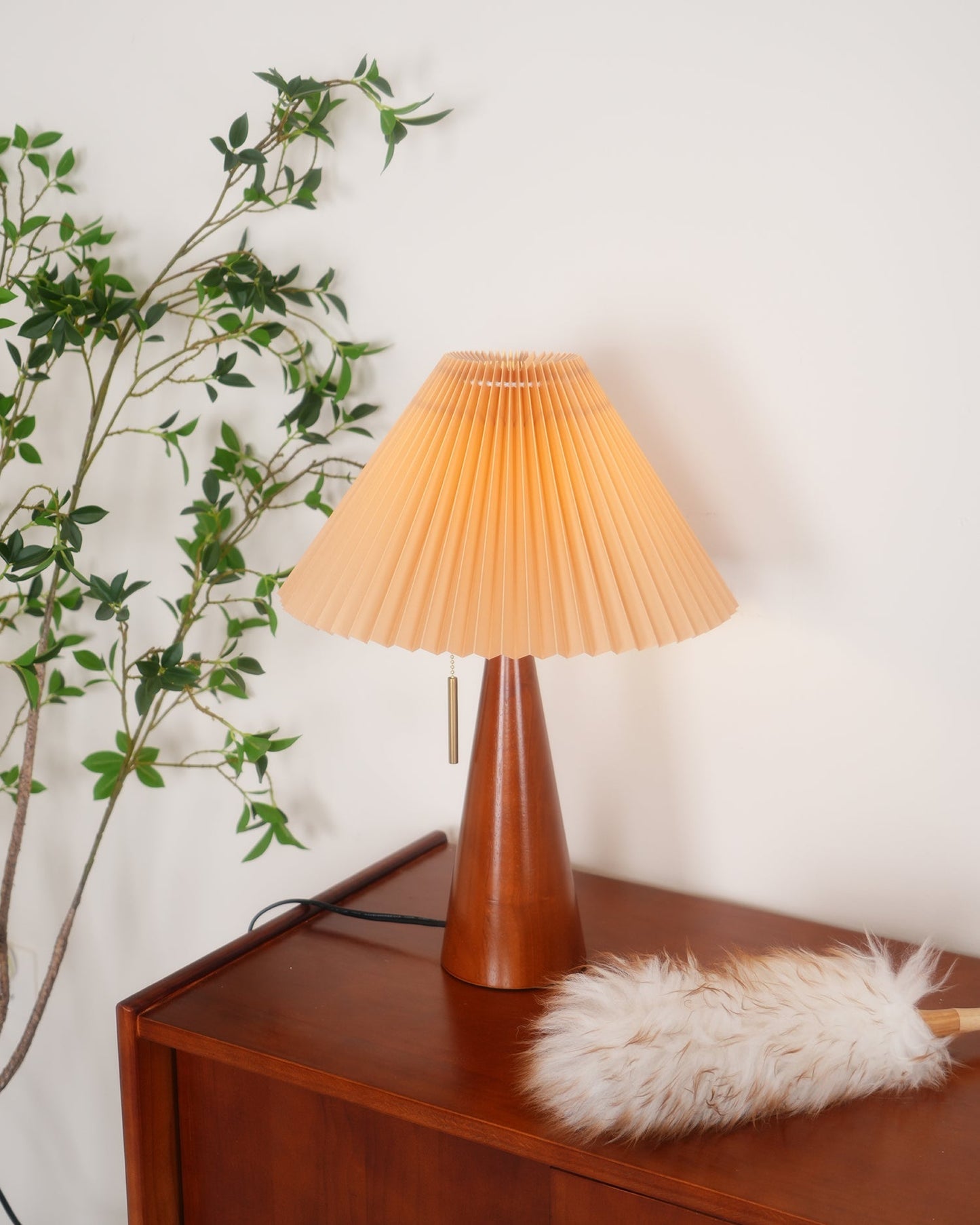 Nordic Pleated Table Lamp with Accordion Shade - Elegant Walnut Finish