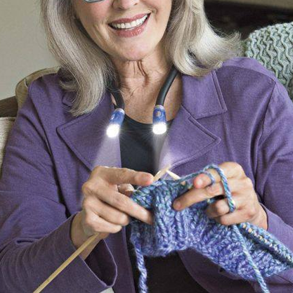 Flexible Hands-Free Knitting & Crocheting Lamp – LED Neck Light for Crafting & Reading