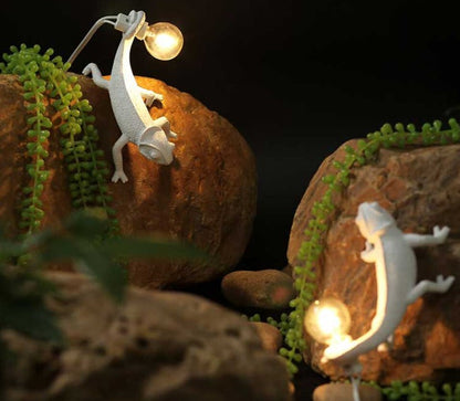 Royallure Nordic White Lizard Chameleon Lamp Night Light - Color-Changing Decor