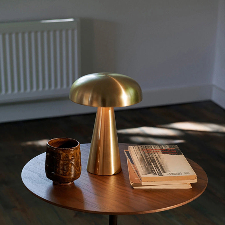 Royaleva Giro Portable Table Lamp - Rechargeable Cordless Mushroom LED Lamp - Gold