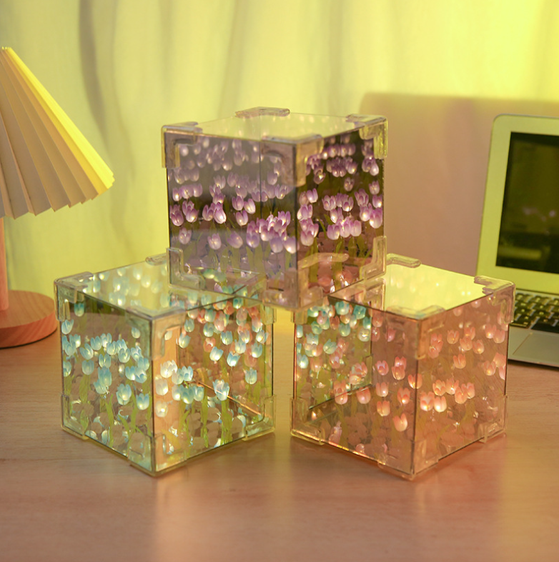 Royallure DIY Tulip Infinity Cube Mirror Night Light Lamp - 5 Colors