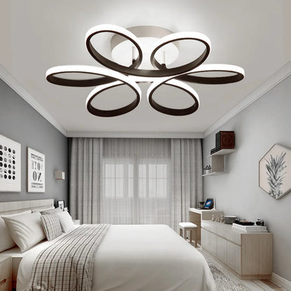 Modern LED Flower Chandelier - Elegant Ceiling Lamp with Three Color Options - White in Warm Light