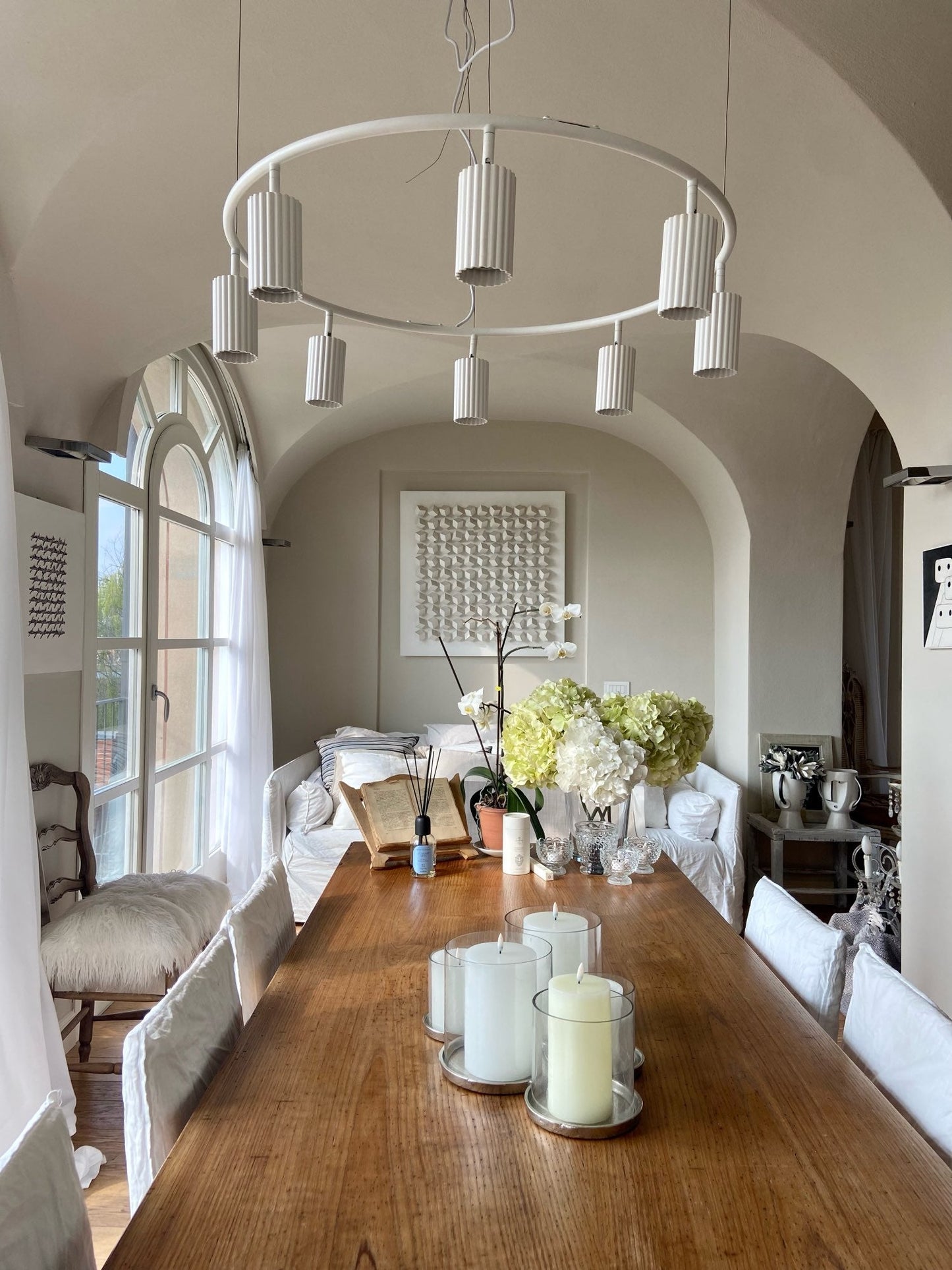 Royallure Elegant Scandinavian Ring Chandeliers - Modern Spotlight Lighting