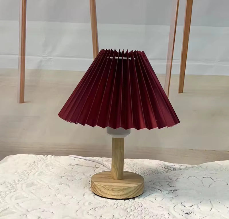 Royaleva Nordic Pleated Table Lamp - Elegant Foldable Bedside Light - Red / Warm Light