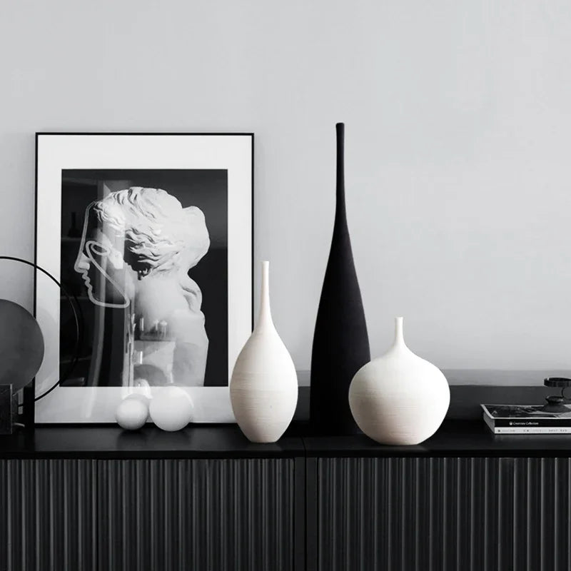 Royelux Minimalist Zen Ceramic Vase – Black and White Harmony