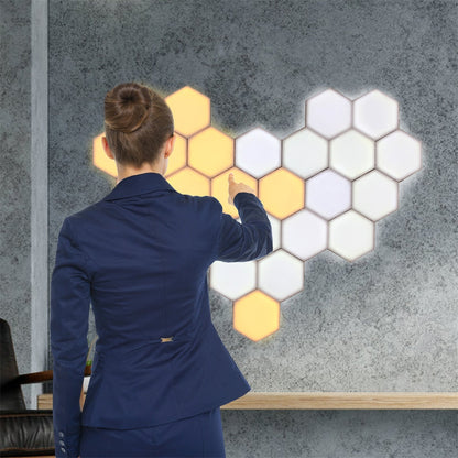 Royaleva Honeycomb Modular LED Wall Lamp - Touch-Sensitive, Customizable Light Panels - 3 Lights