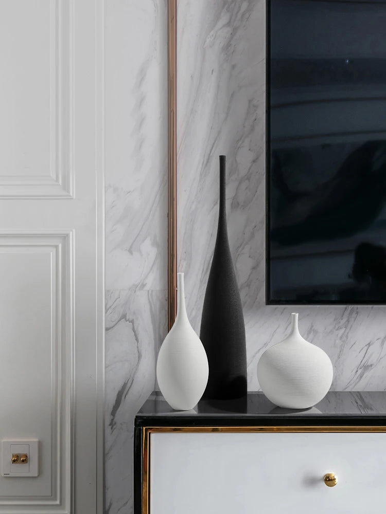 Royallure Minimalist Ceramic Vases - Black & White Art Pair