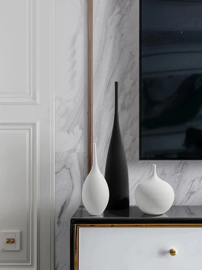 Royallure Minimalist Ceramic Vases - Black & White Art Pair