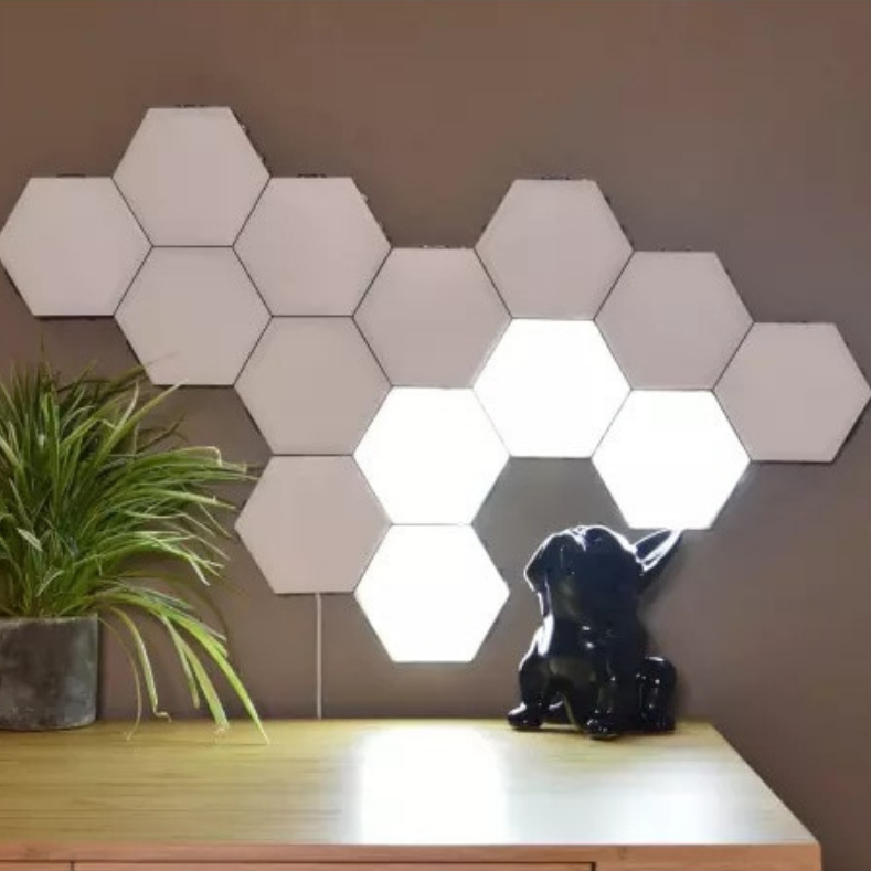 Royaleva Honeycomb Modular LED Wall Lamp - Touch-Sensitive, Customizable Light Panels - 3 Lights