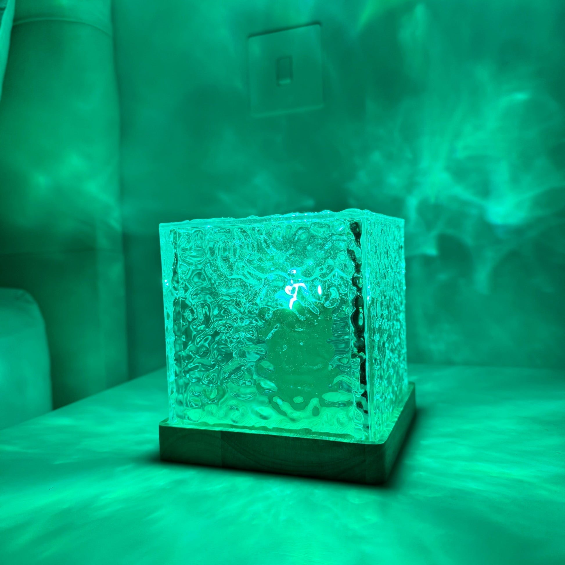 Royellure Aurora Northern Lights Cube Lamp - USB Powered - Medium