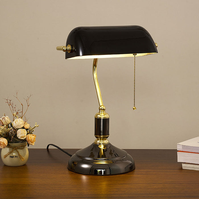 European Style Banker Table Lamp – Classic Design for Living Rooms, Bedrooms, and Offices