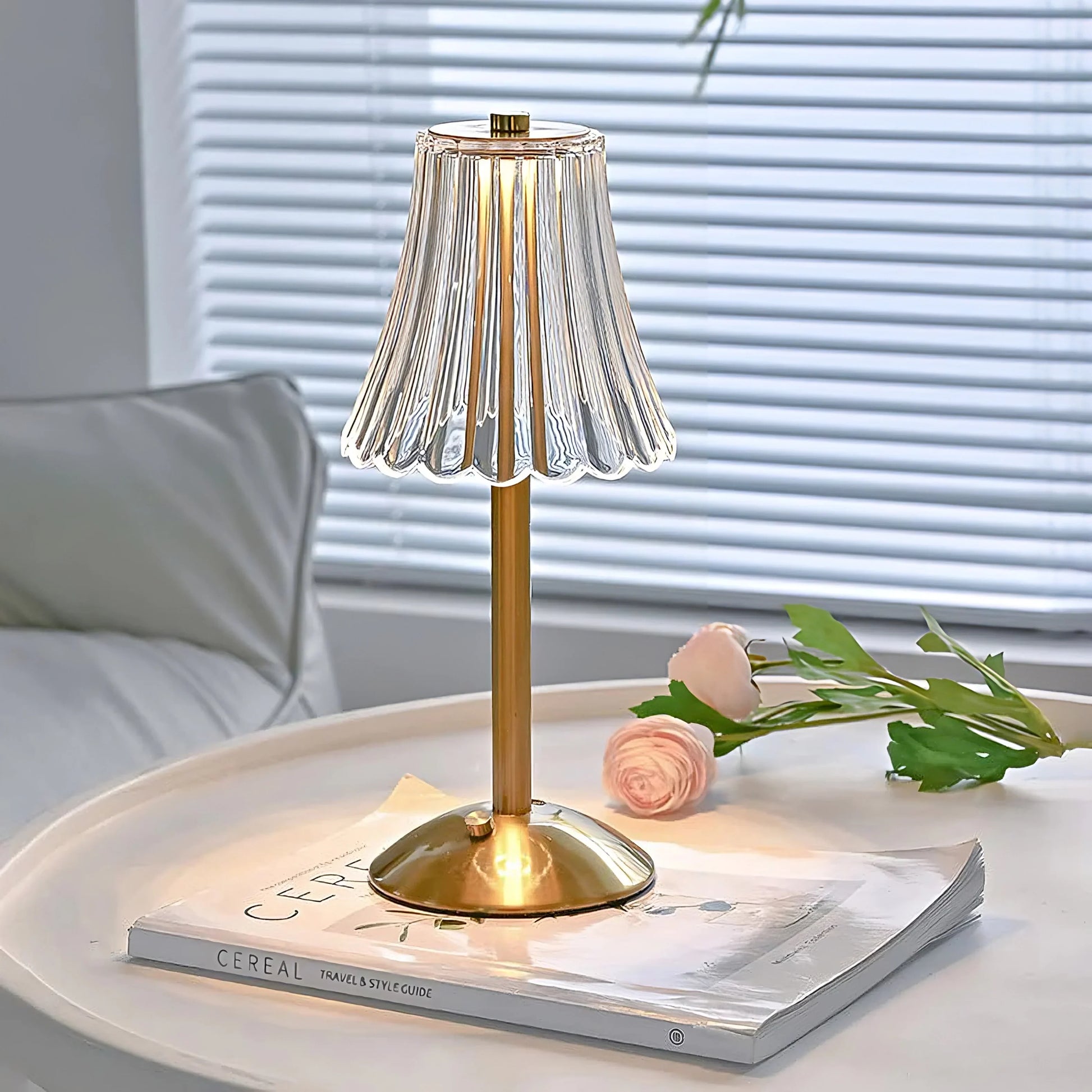 Iris Rechargeable LED Table Lamp – Elegant Gold Wireless Lamp with Built-in Dimmer