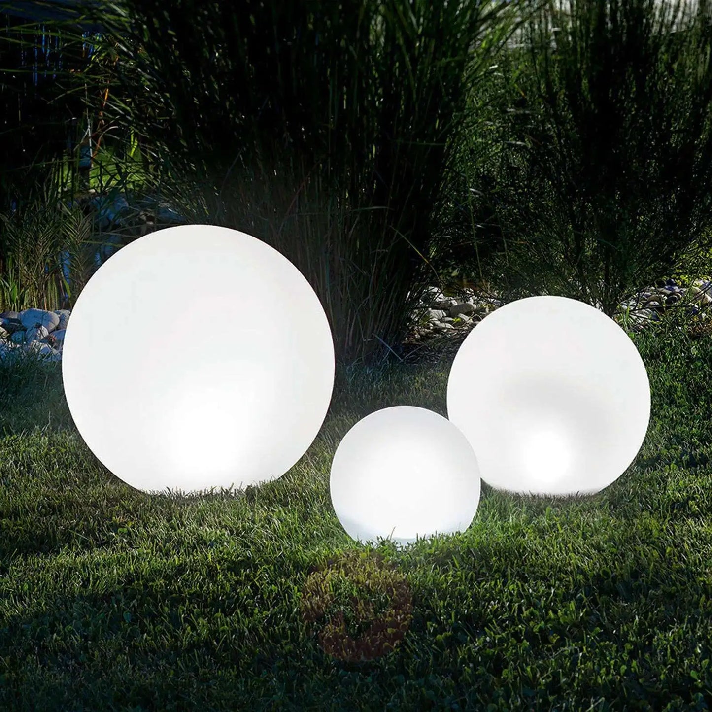 RoyaleGlow Waterproof Garden Sphere Lights - Vibrant Outdoor Pathway Illumination with Easy Installation