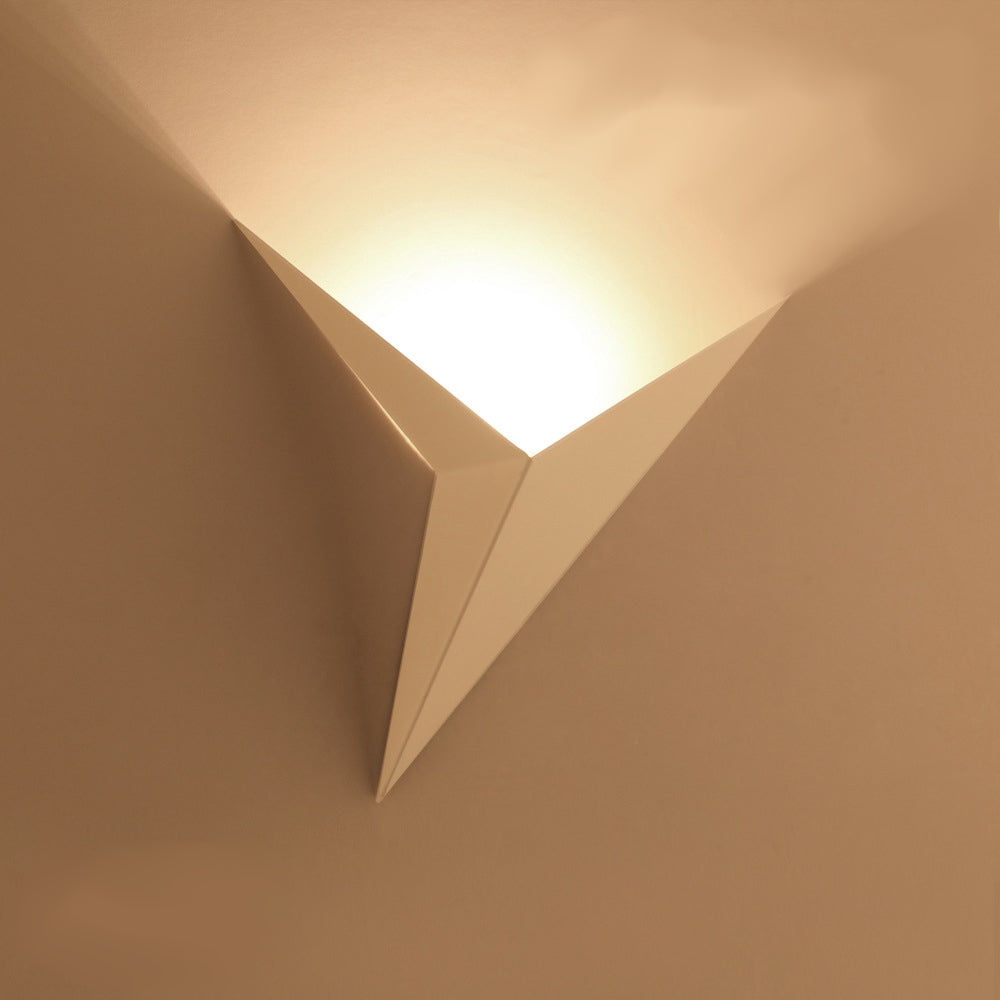 Royaleva Trigon Wall Light - Modern LED Triangular Wall Lamp, Black/White/Gold, Warm/Cool White