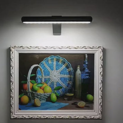 Wireless LED Rechargeable Picture Light with Remote Control - Perfect for Art and Photos